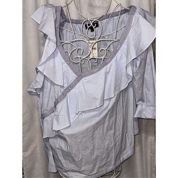 NEW WITH TAGS Beautiful Lane Bryant Ruffle Sleeve Cold Shoulder Blouse  Striped - Picture 1 of 9